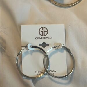 NWT giani Bernini‎ earrings